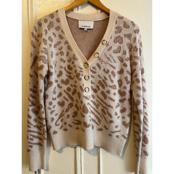 HEARTLOOM LEONA LEOPARD SWEATER - Picture 7 of 9